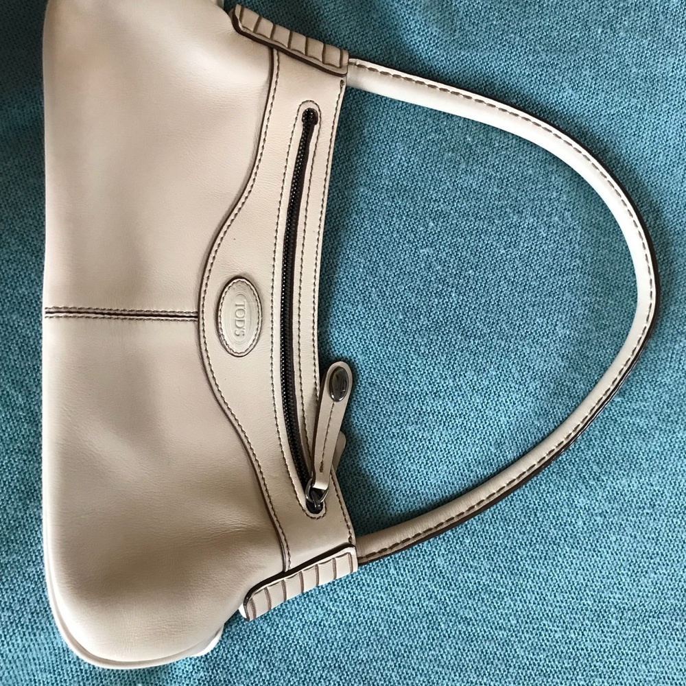 Tods handbag in bone - Picture 2 of 2